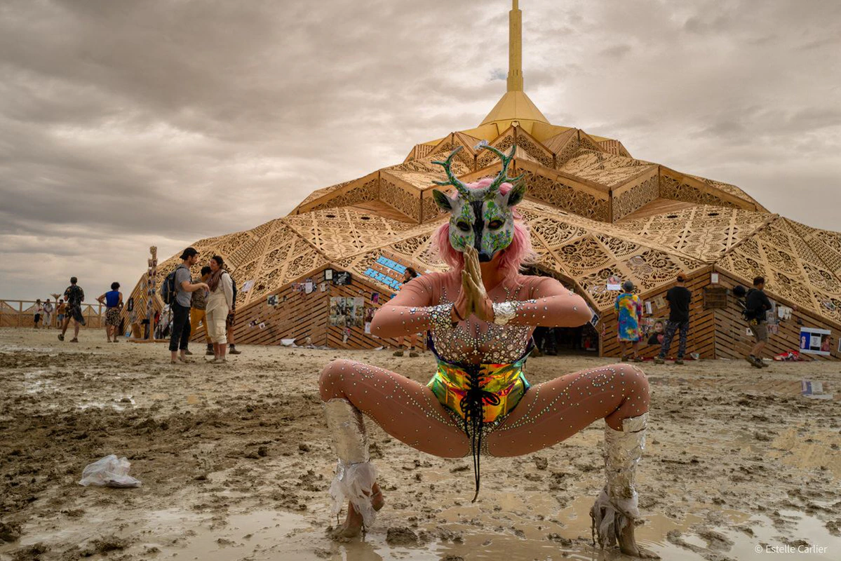 Reportage photo au burning man 2023 – immersion dans l’univers Animalia - Estelle Carlier Photographe dans le Var et à Lille